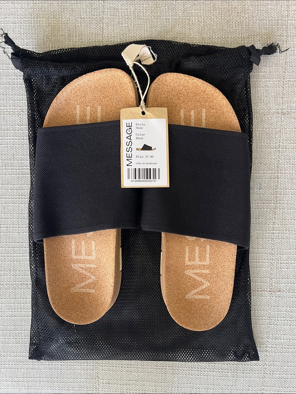 MESSAGE Shaw Black Slide Sandals